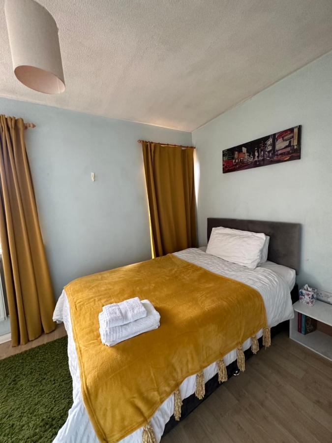 Cozy Private Room For Single Use London Exteriör bild