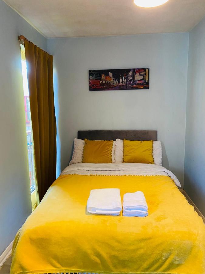 Cozy Private Room For Single Use London Exteriör bild